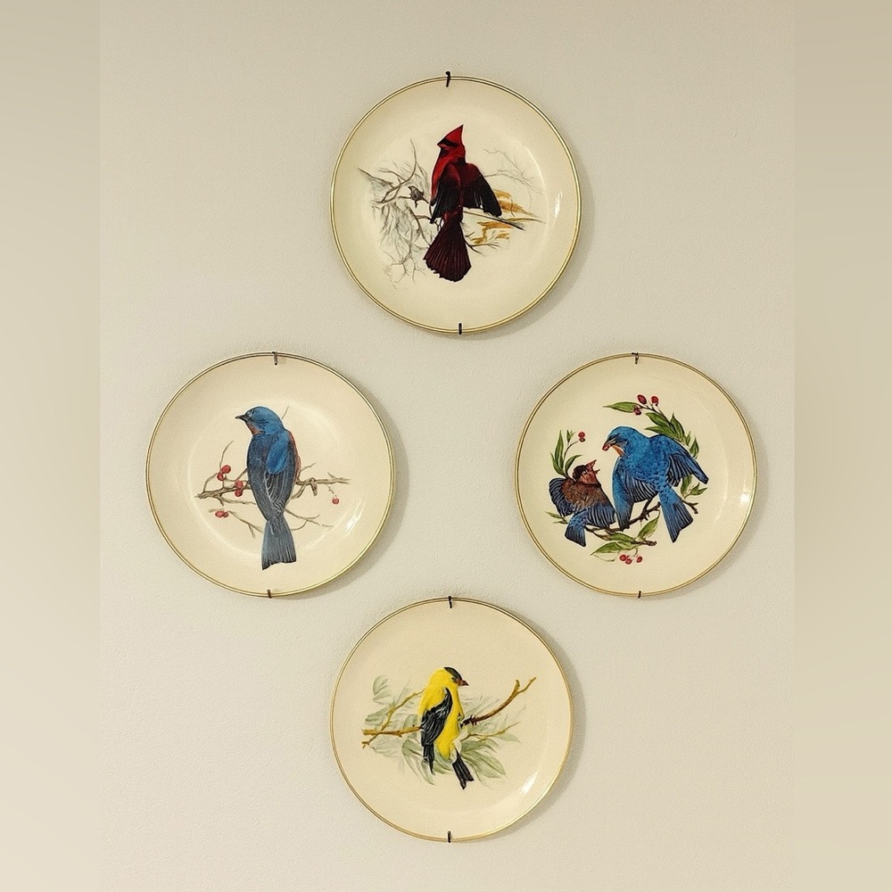 Elegant Bird Motif Decorative Plate Set - Picture 7 of 7